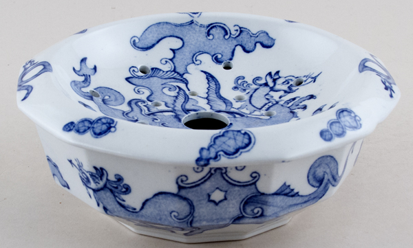 Sponge Dish c1920s